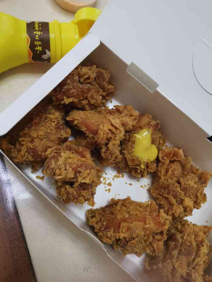 bhc韩国炸鸡(十八种口味店)-"94bhc韩国炸鸡94肚子闹腾了一下午.