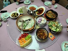 -胖鱼头·南京菜·河景餐厅(夫子庙店)