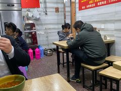 大堂-全家福米线