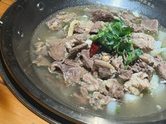 -大众跷脚牛肉馆·非遗传承单位(峨眉山店)