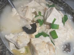 -荷塘秋月·本帮江浙菜(国权路店)