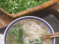 -云阿蛮云南生烫牛肉米线(奉贤路店)