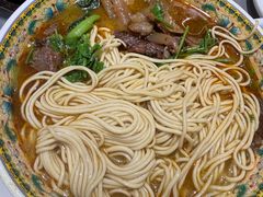 -金杨拉面王小吃面馆·牛三宝面·红烧牛肉粉