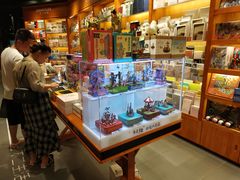 -西西弗书店&矢量咖啡(凯德晶萃广场店)