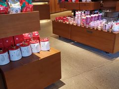 零售区-星巴克(天津大悦城第二店)