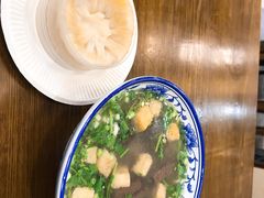 -冯鑫记南京鸭血粉丝汤(来燕路店)