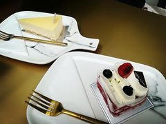 -UNI UNI(环亚凯瑟琳店)