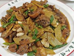 -鲁南仔·滕州炒鸡(经三路店)