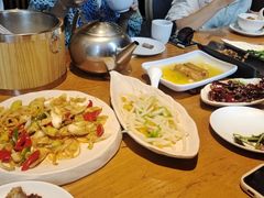 -隔壁老王·家常云南菜(花巷店)