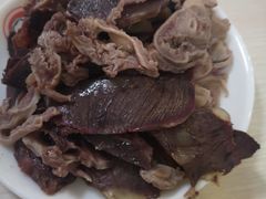 驴肉拼盘-闫家驴肉老店(华电一校店)