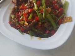 -独一佳老胡湘菜馆(矿山路店)