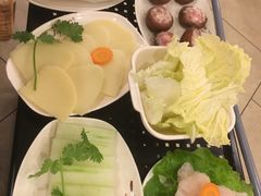 -一席地·本地鸡窝·杭帮鸡火锅(萧山银隆百货店)