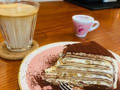 -Be Lived Cafe比例咖啡(摩天轮店)