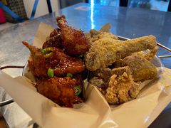 炸鸡翅一半一半-富乐满韩国正宗炸鸡韩国料理(虹泉路店)