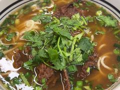 -小马牛肉面·牛骨熬制(南京博物院店)