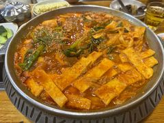 -喇喇排骨火锅·传统韩式脊骨汤(望京西园总店)