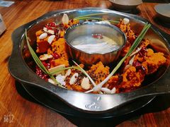 -周幺妹重庆老火锅(银泰城总店)