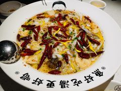 -江渔儿酸菜鱼(奥园广场金发购物中心店)