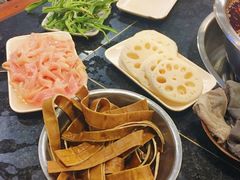 -邓莽子老火锅(中兴路总店)