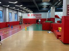 -悦动体能篮球羽毛球网球(三里河店)