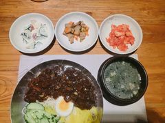 -丽池宫韩式汗蒸会馆(华灯坊店)