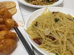 -鲁南仔·滕州炒鸡(经三路店)