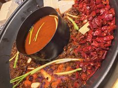 -沸炉重庆老火锅(军事博物馆店)