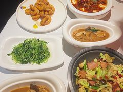 豆腐花肥肠-小河盐帮·私家菜·烤鸭(三元桥·霄云路店)