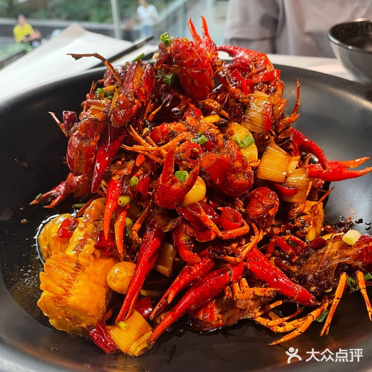 听说是小龙虾必吃夜宵店❗️