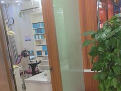 -茂菊口腔连锁(浦东南路店)