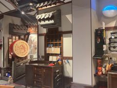 -川流不息·地道川菜·小龙虾(新松江路店)