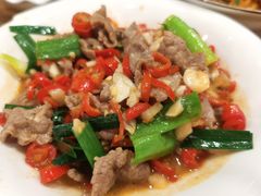 小炒黄牛肉-湘缘道客•湘缘饭店·25年湘菜馆(古墩路店)