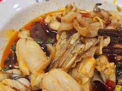-烧哥美蛙肥肠鱼火锅·十五年社区店