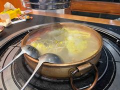 -阿山卓·野生菌火锅·纳西火塘烤肉