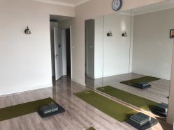 -瑜舍瑜伽连锁教室