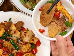-湘缘道客•湘缘饭店·25年湘菜馆(古墩路店)