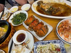 -品鲜村农家菜·阳澄湖大闸蟹(总店)