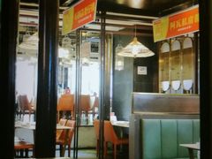 -阿瓦山寨·湘菜现炒·剁椒鱼头王(咸阳总店)