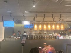 大堂-喜茶(中山利和新地店)