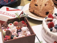 -山与蓝·轻糖鲜果蛋糕(勒泰店)
