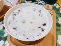 鲜奶桃胶莲子汤-彬媽糖水(侨鑫国际店)