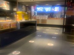 -麦当劳(红旗路店)