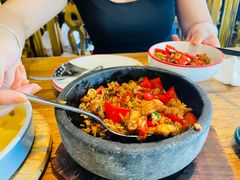 当红小炒肉石锅饭-新白鹿餐厅(银泰西湖文化广场店)