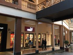 -王府井奥莱临潼小镇(临潼店)