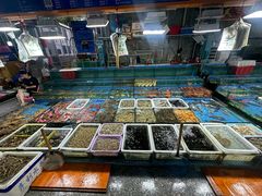 -霞涌市场海鲜摆卖区
