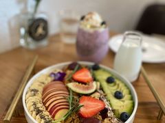 -Mark&Mars Restaurant