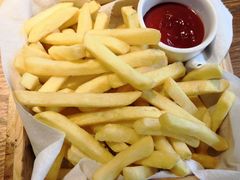 -Geneva日内瓦餐厅(西郊宝成花苑店)