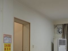-郑记•不夜城烧烤•龙虾•虾蟹(黄鹤楼店)