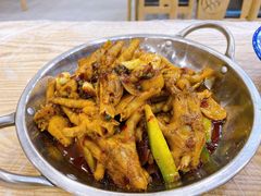 -江城燕子大排档(江汉路步行街店)