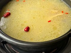 -野菌皇海景野生菌火锅(滨海大道店)